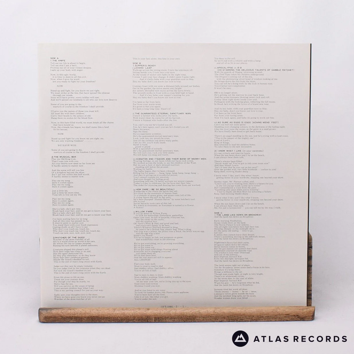 Genesis - The Story Of Genesis = ジェネシス・ストーリー - Booklet 2 x LP Vinyl Record - Image 6
