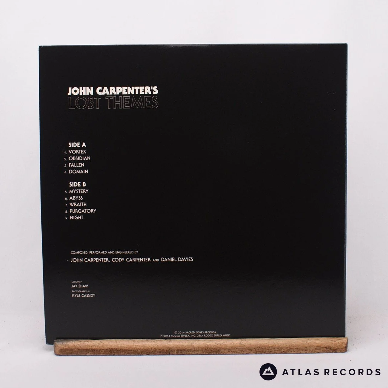 John Carpenter - Lost Themes - Insert Gatefold LP Vinyl Record - NM/NM - Image 3