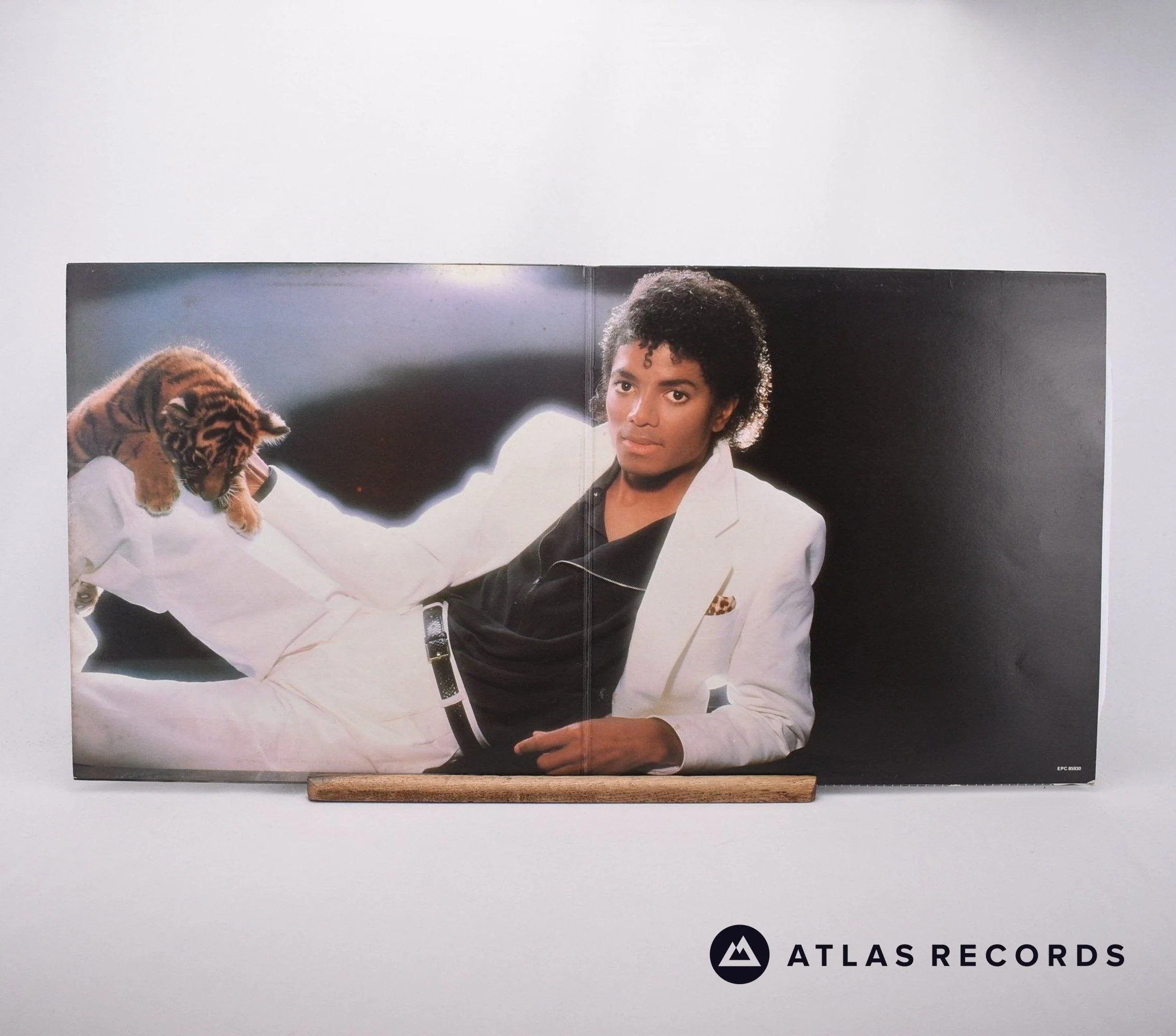 Michael Jackson - Thriller - Repress Gatefold LP Vinyl Record - EX/VG+ - Image 2