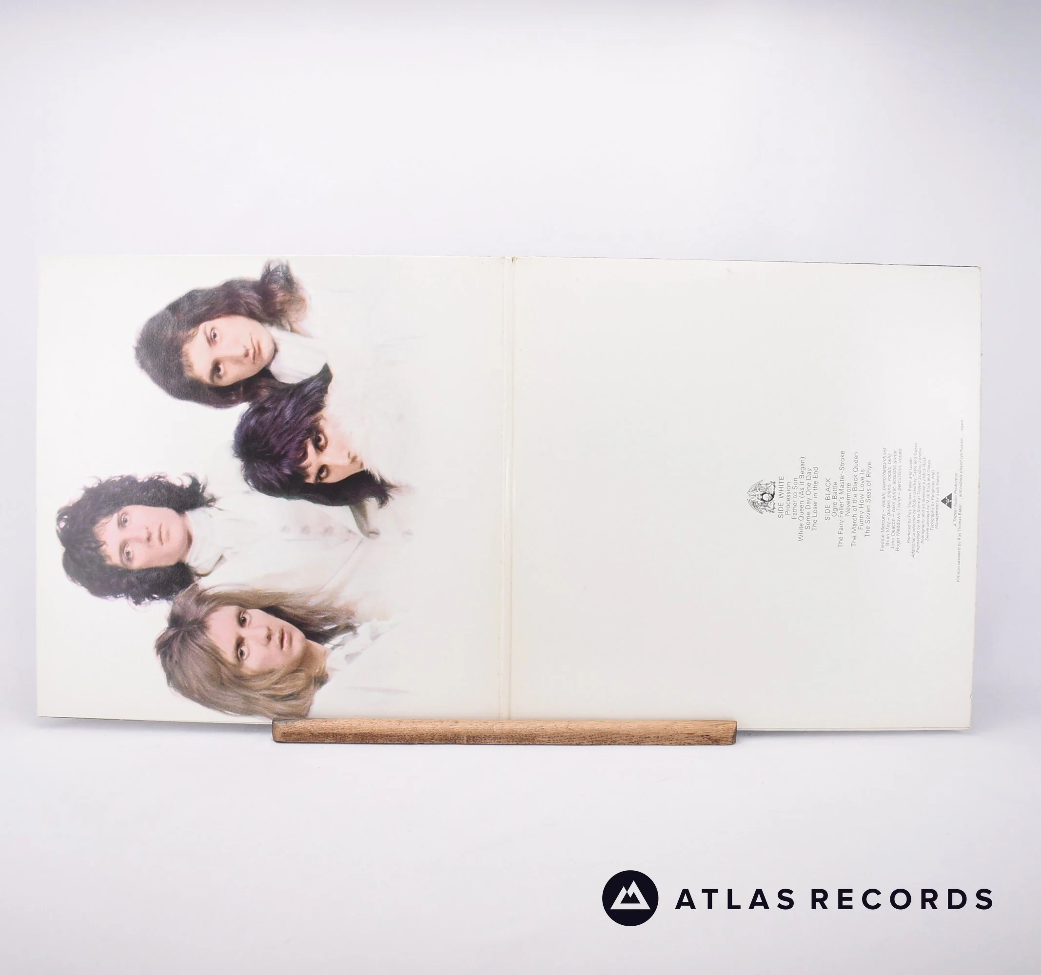 Queen - Queen II - Reissue Gatefold Canada LP Vinyl Record - VG+/EX - Image 2
