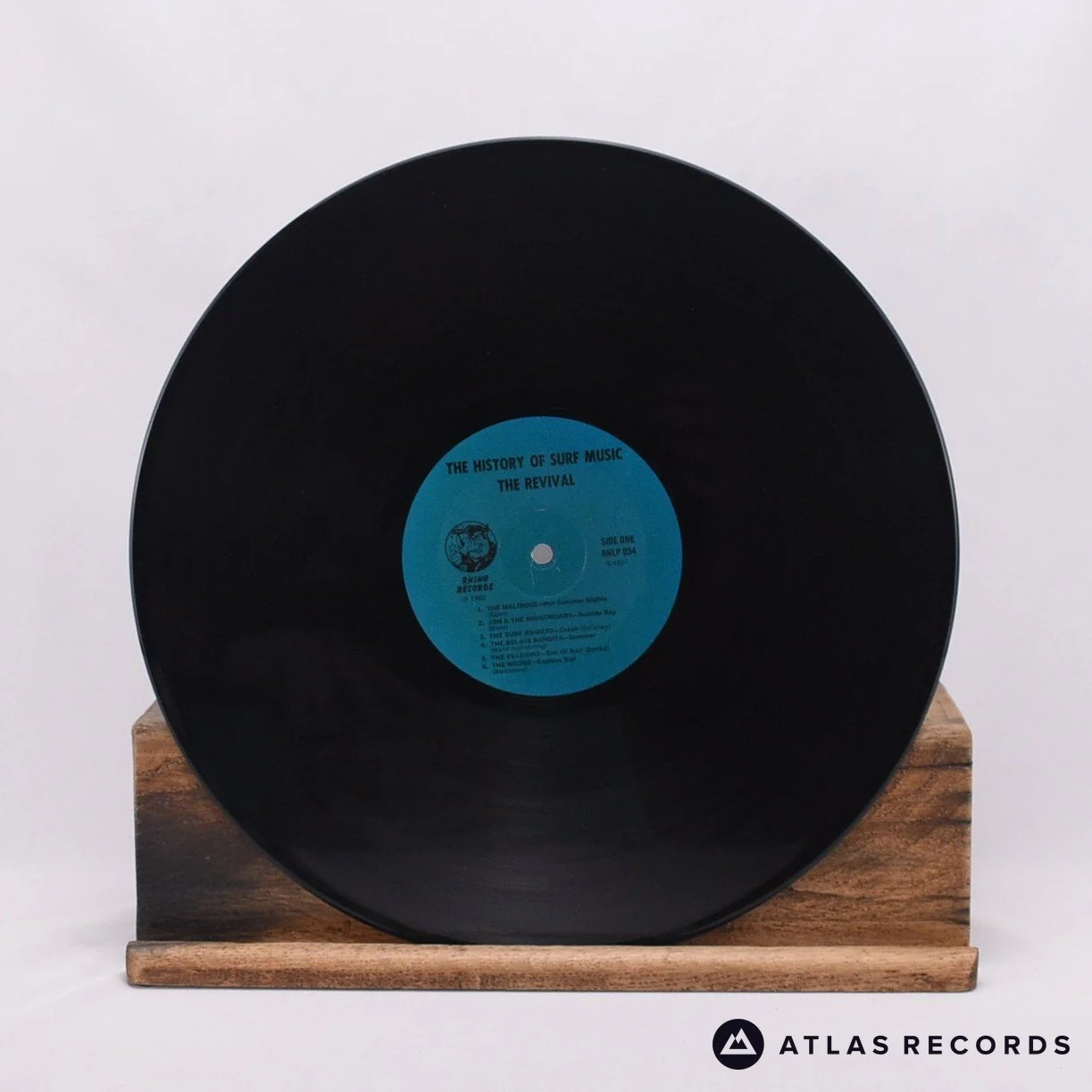 Various - The History Of Surf Music Volume Three: The Revival 1980-19 - LP Vinyl - Image 3